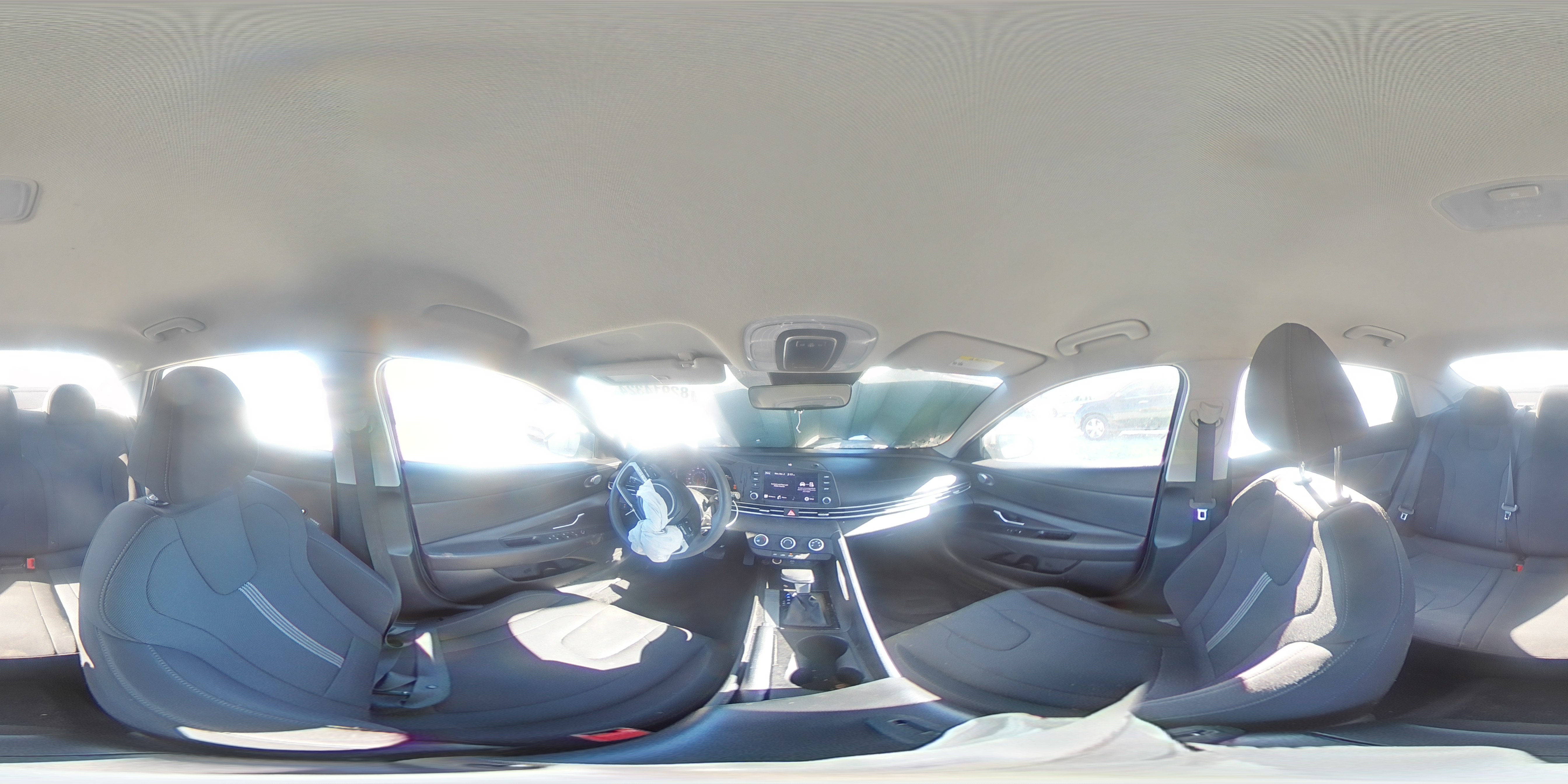 2021 Hyundai Elantra - Image 14