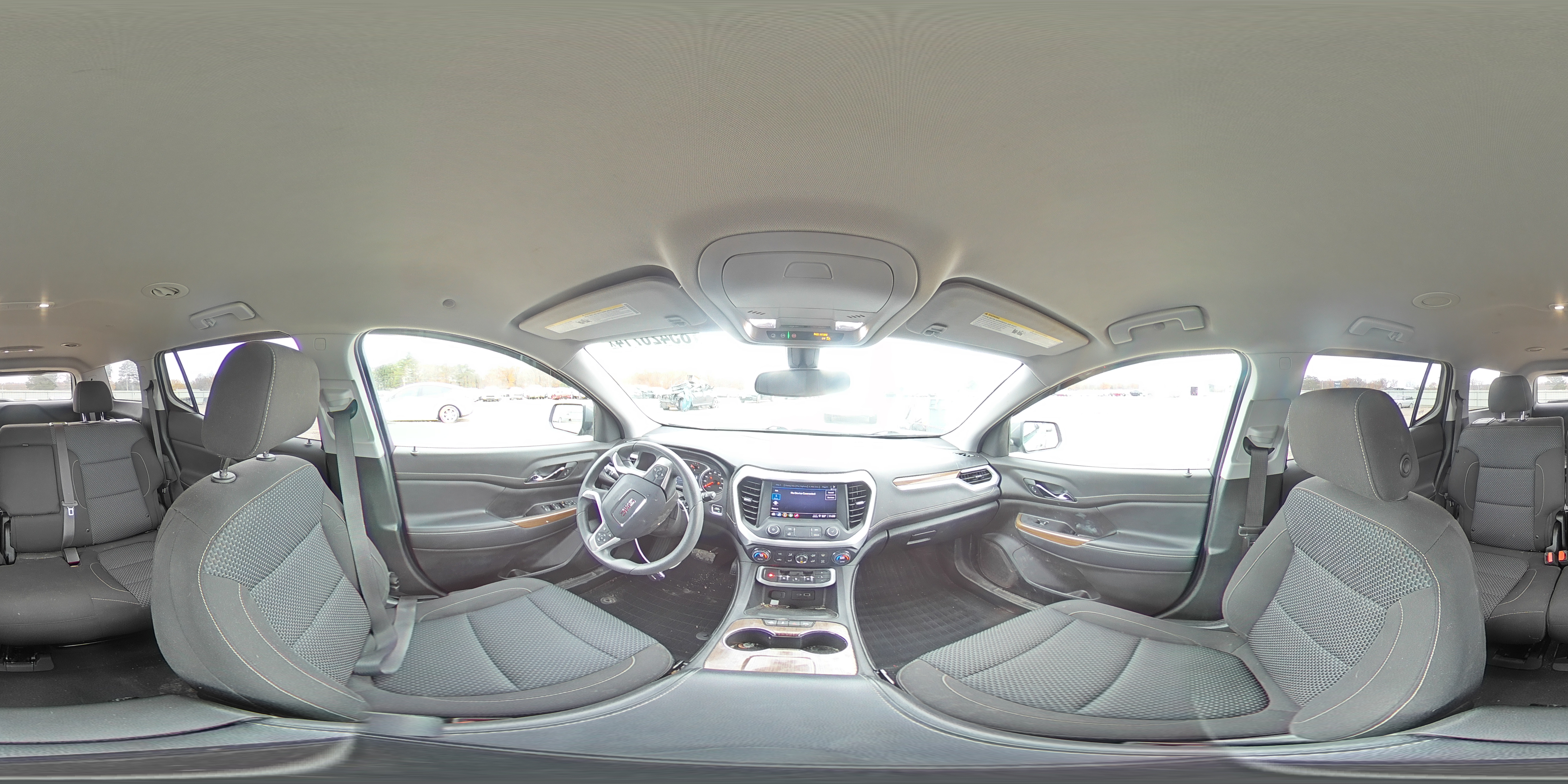 2021 GMC Acadia - Image 13
