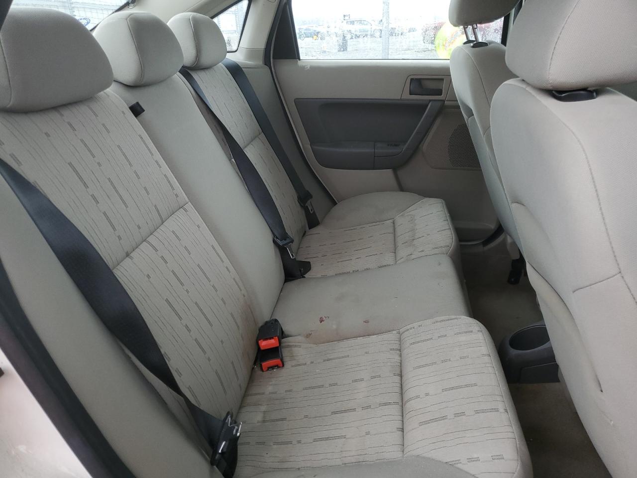 2011 Ford Focus - Image 10