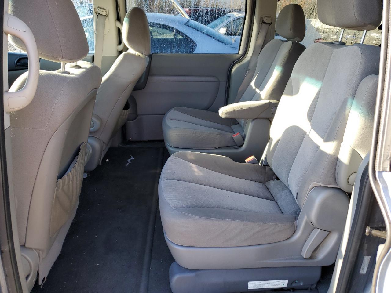 2012 Kia Sedona Lx VIN: KNDMG4C78C6461946 Lot: 85582254