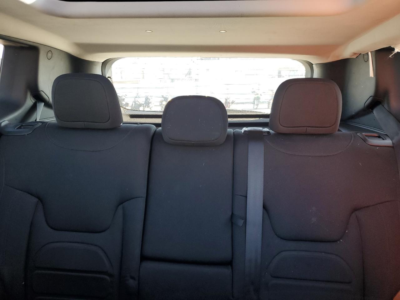 2018 Jeep Renegade - Image 10