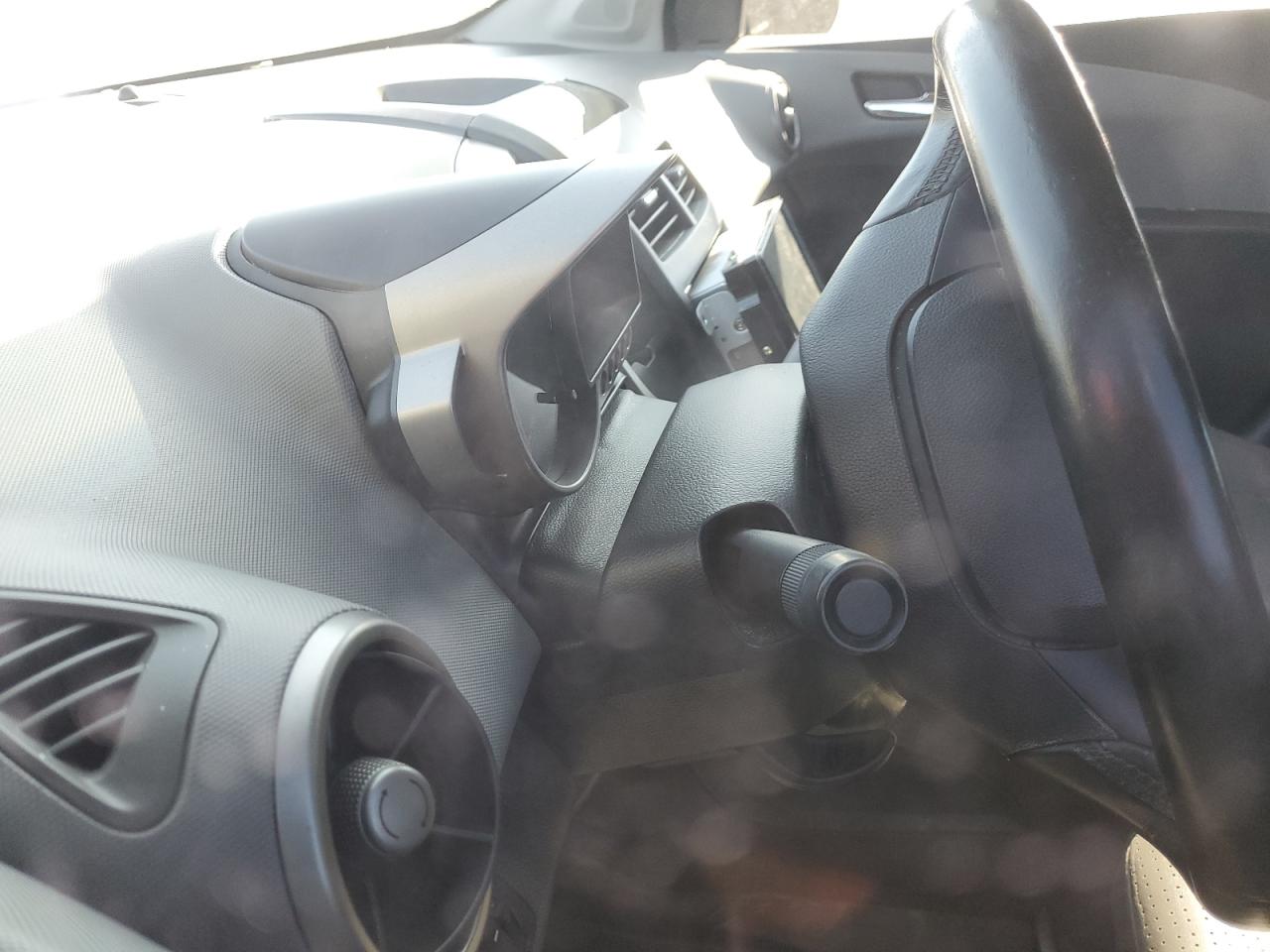 2014 Chevrolet Sonic - Image 9