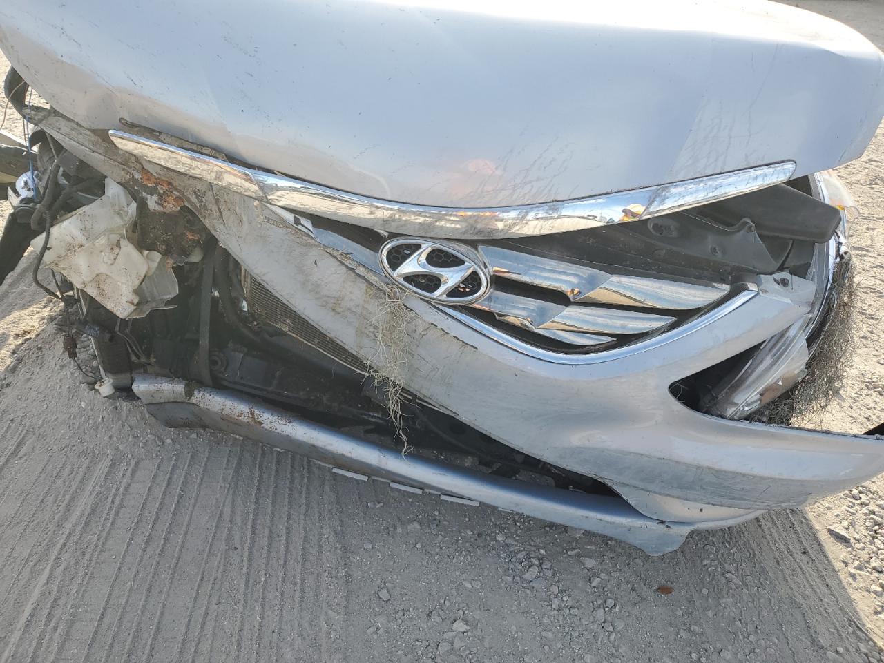 2013 Hyundai Sonata - Image 12