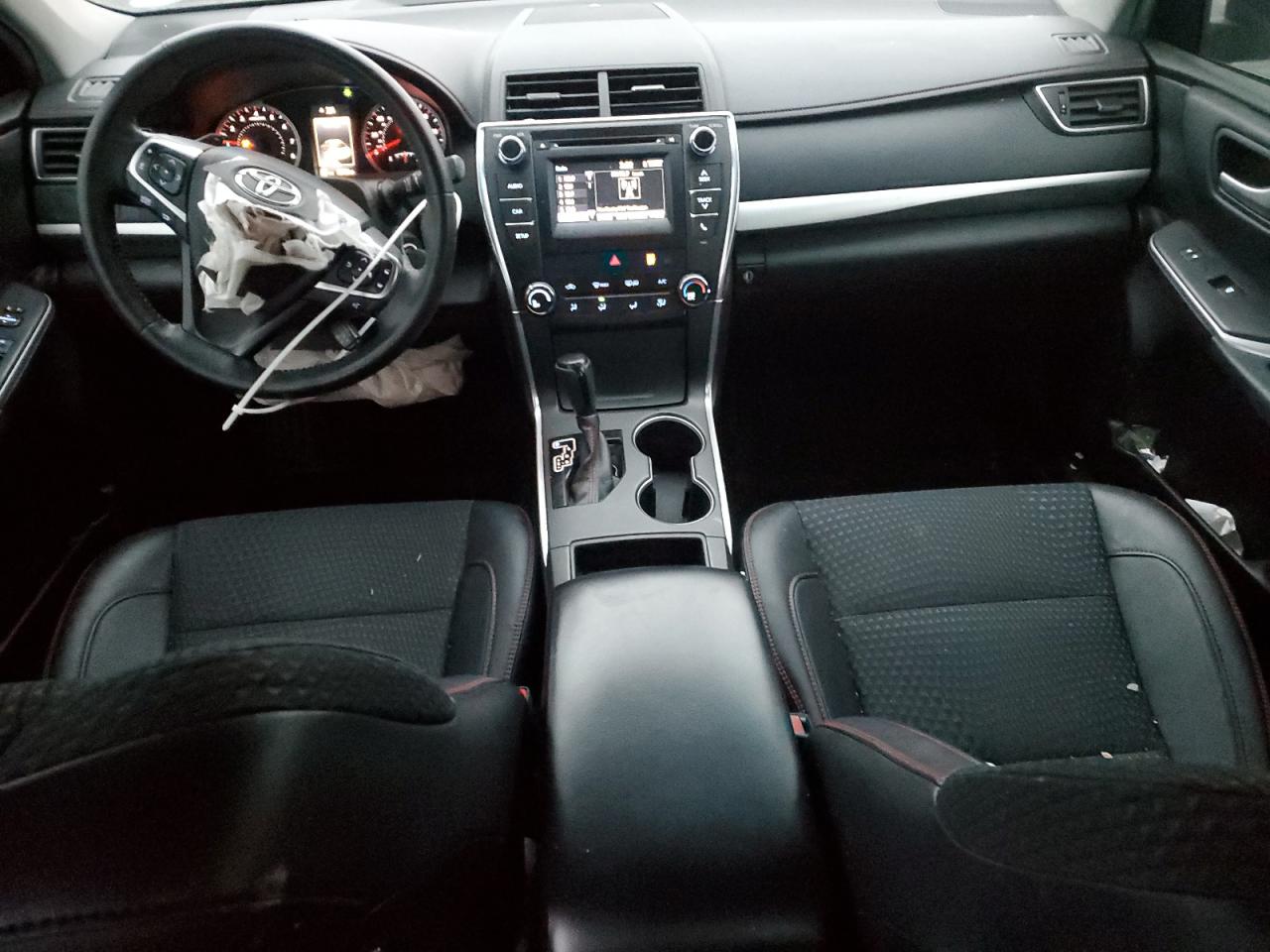2015 Toyota Camry - Image 8