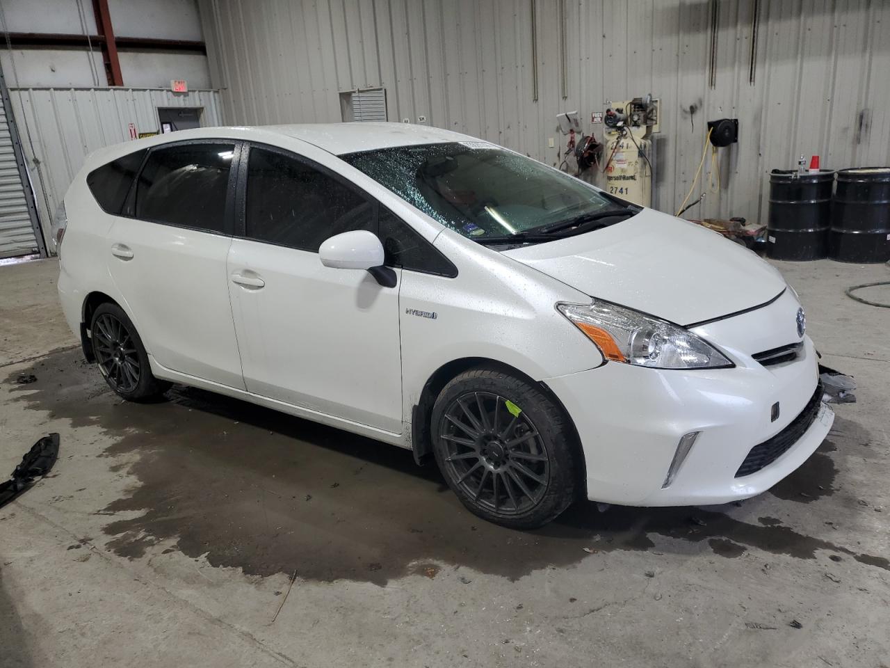 VIN JTDZN3EU3EJ001490 2014 TOYOTA PRIUS no.4