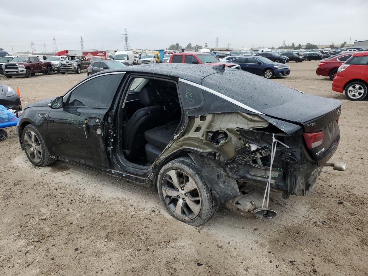 2019 Kia Optima - Image 2