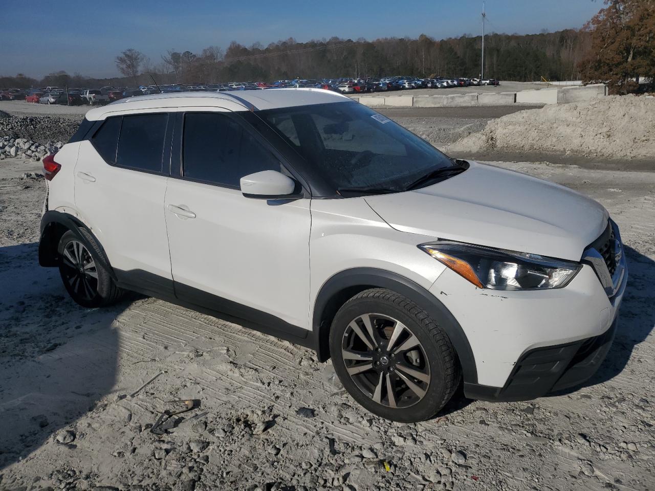 2020 Nissan Kicks - Image 4