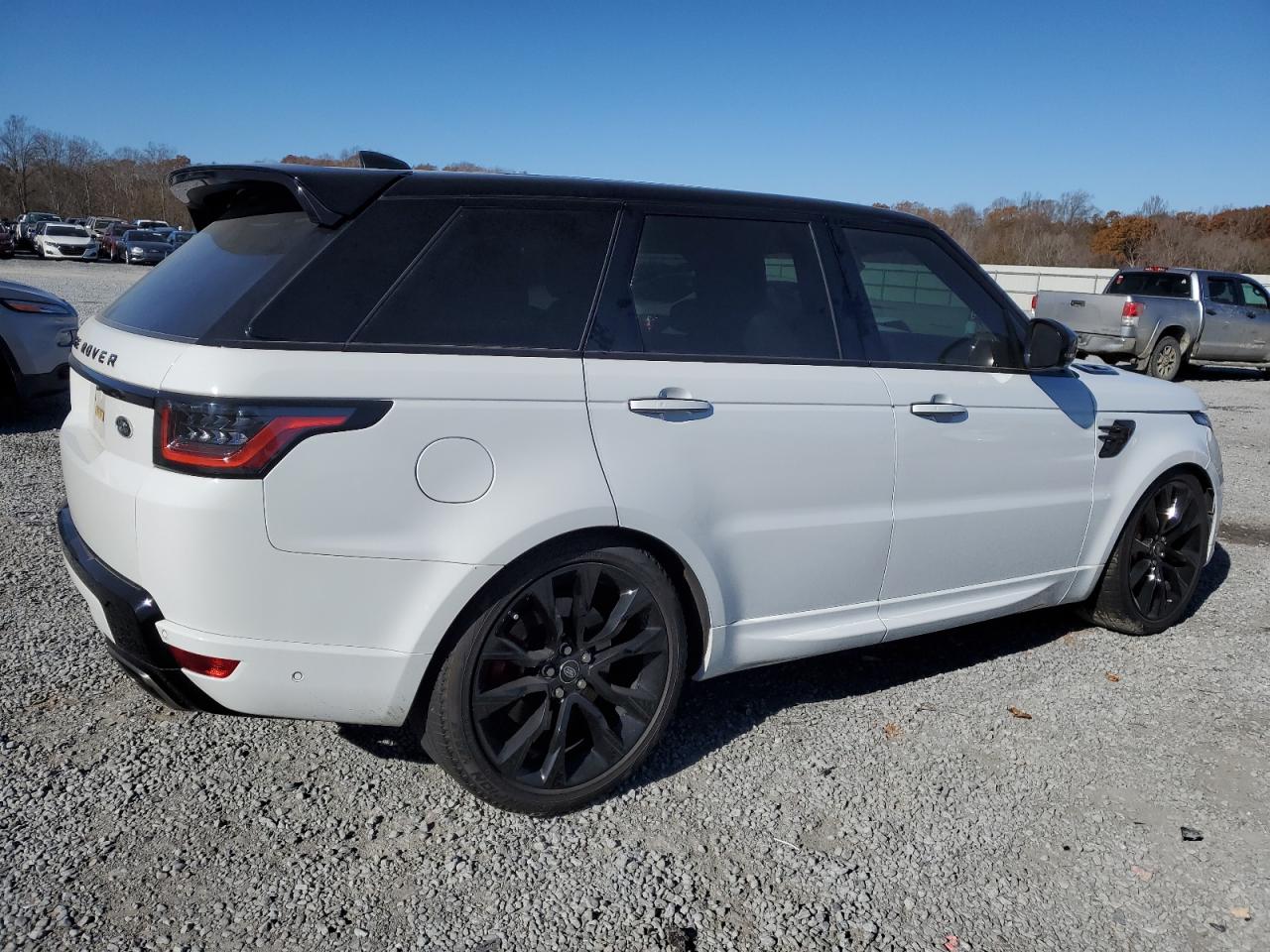 2021 Land Rover Range Rover - Image 3