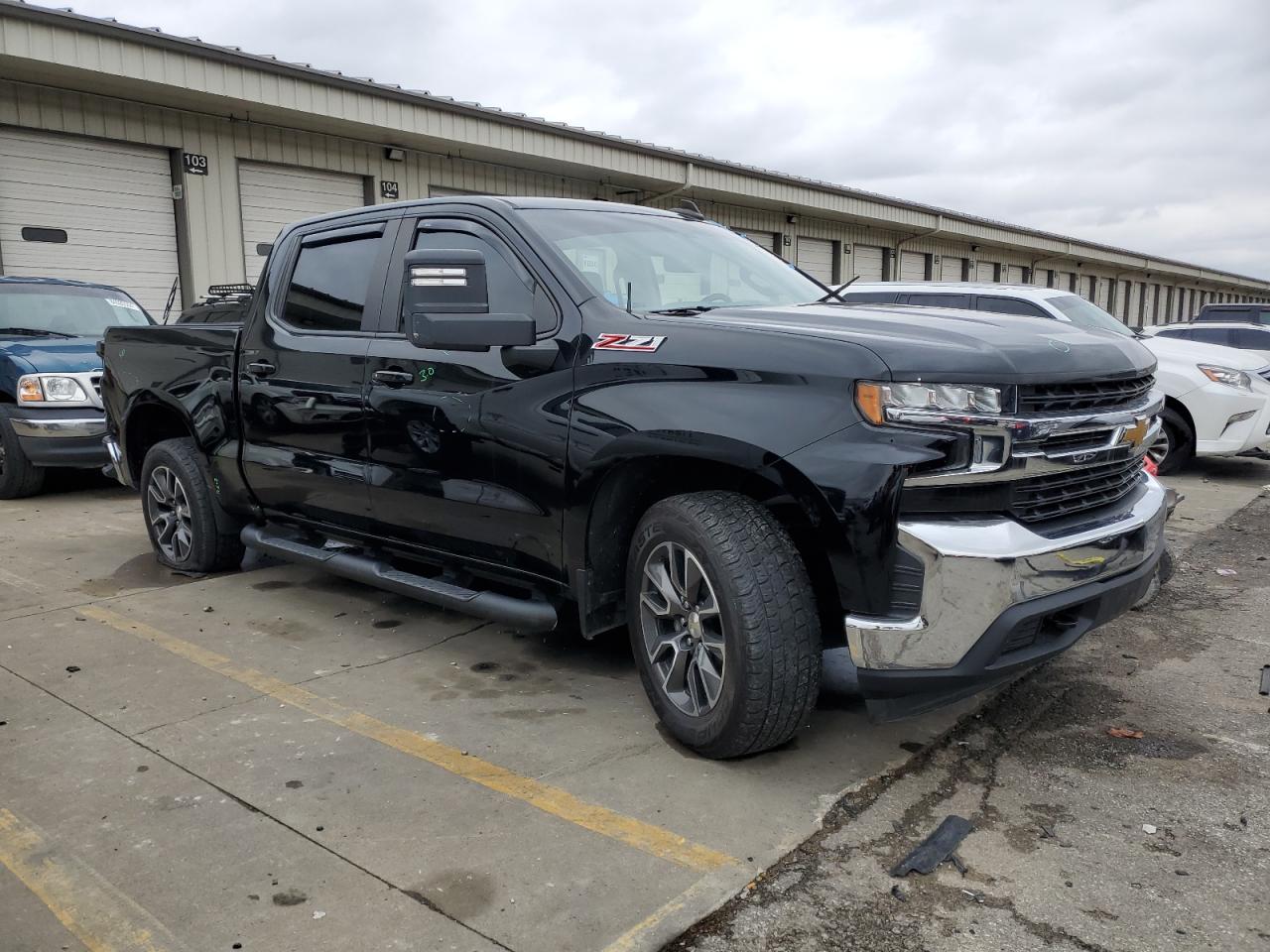 2019 Chevrolet Silverado - Image 4