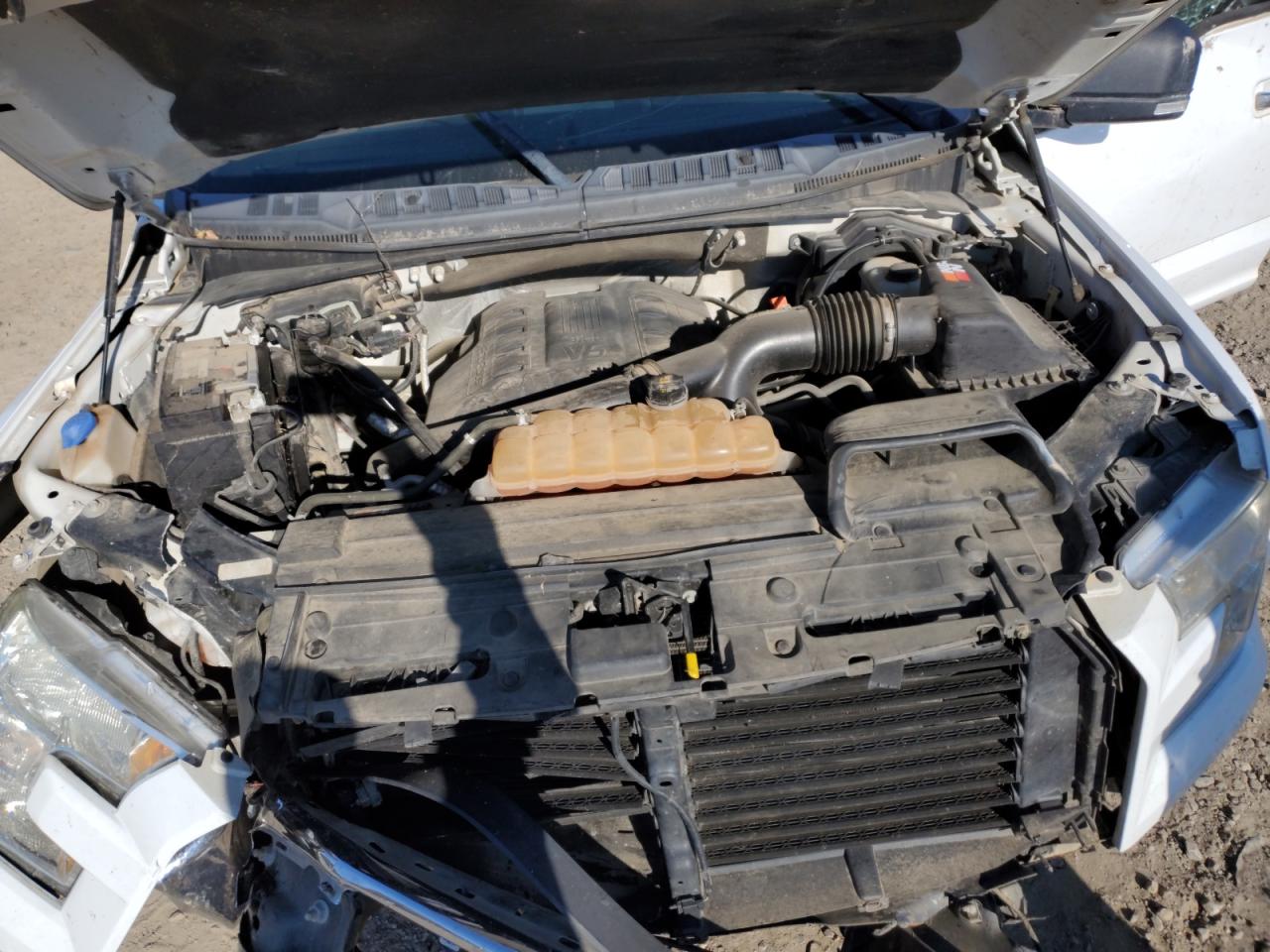 2015 Ford F-150 - Image 13