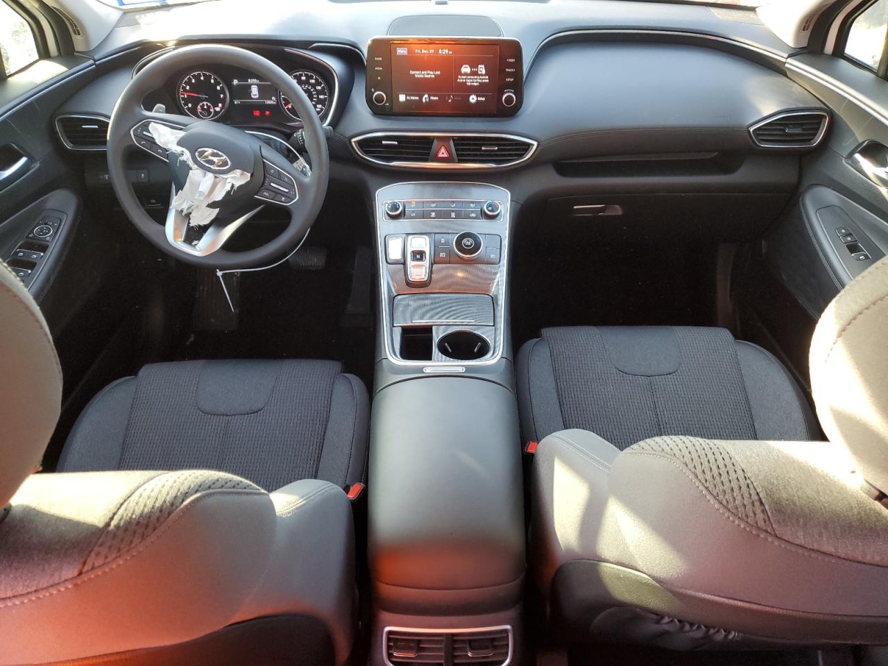 2023 Hyundai Santa Fe - Image 8