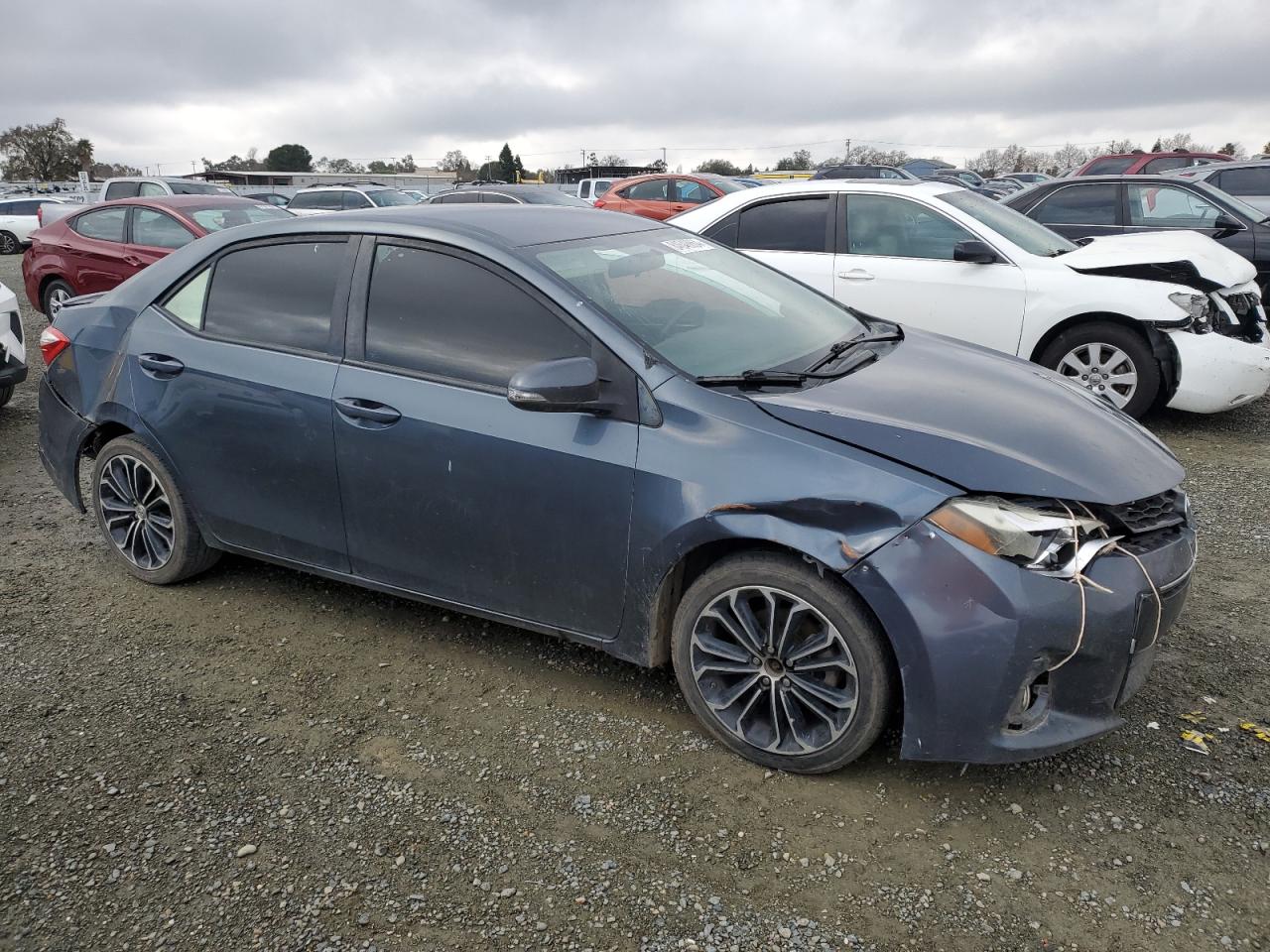 VIN 2T1BURHEXFC344807 2015 TOYOTA COROLLA no.4