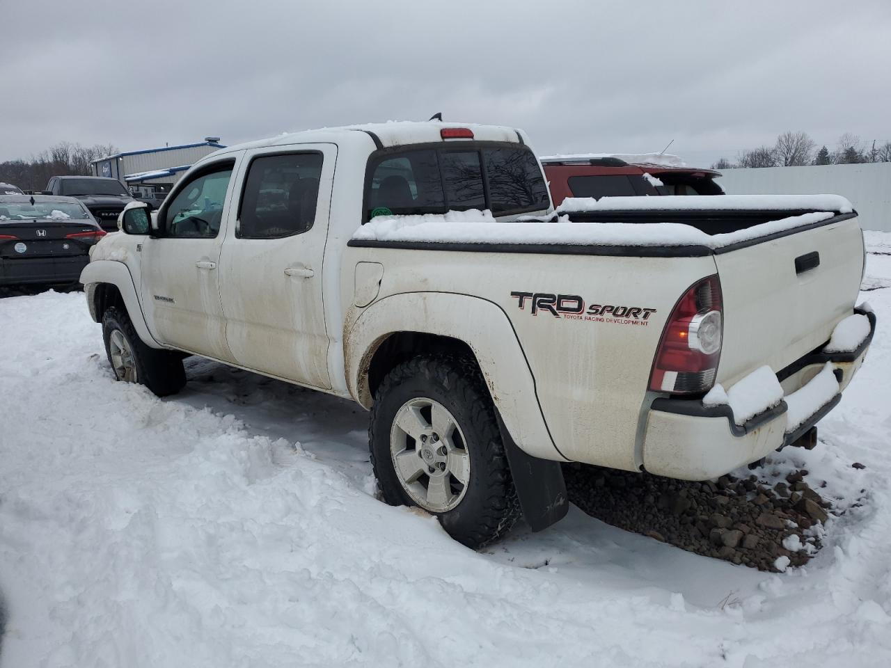 VIN 3TMLU4EN3EM137905 2014 TOYOTA TACOMA no.2