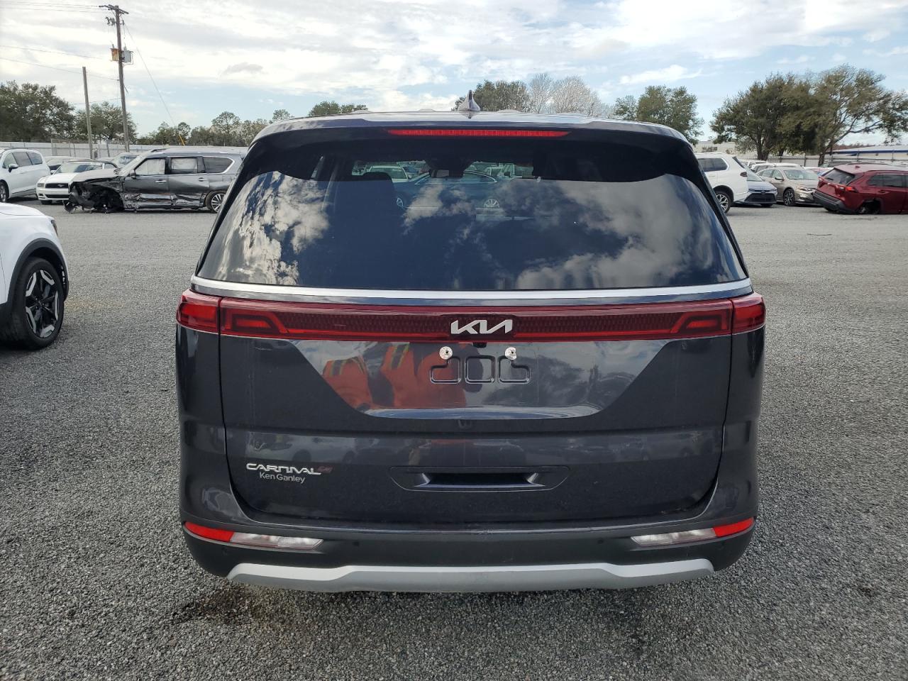 2023 Kia Carnival Lx VIN: KNDNB4H31P6192008 Lot: 85453024