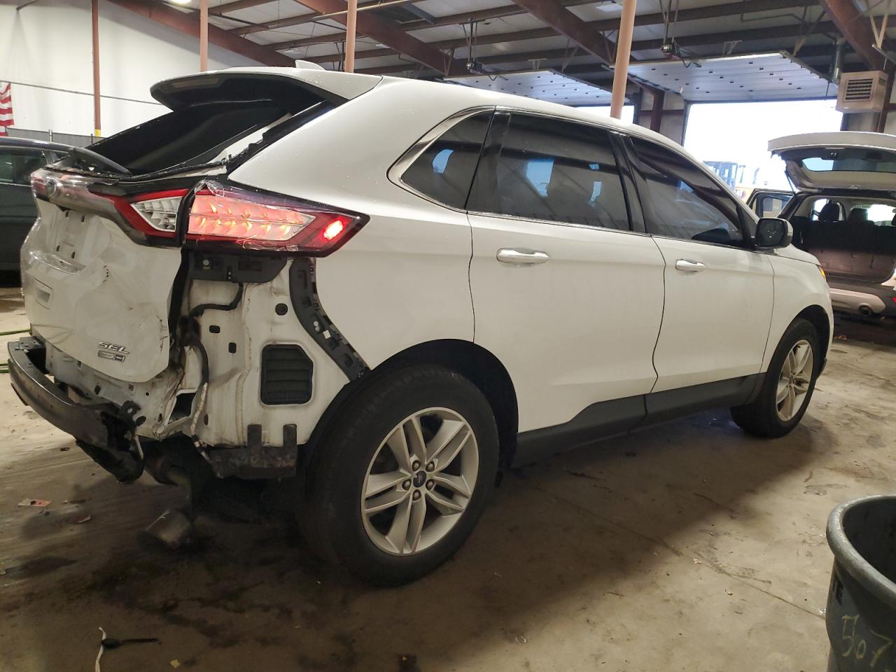 2017 Ford Edge - Image 3