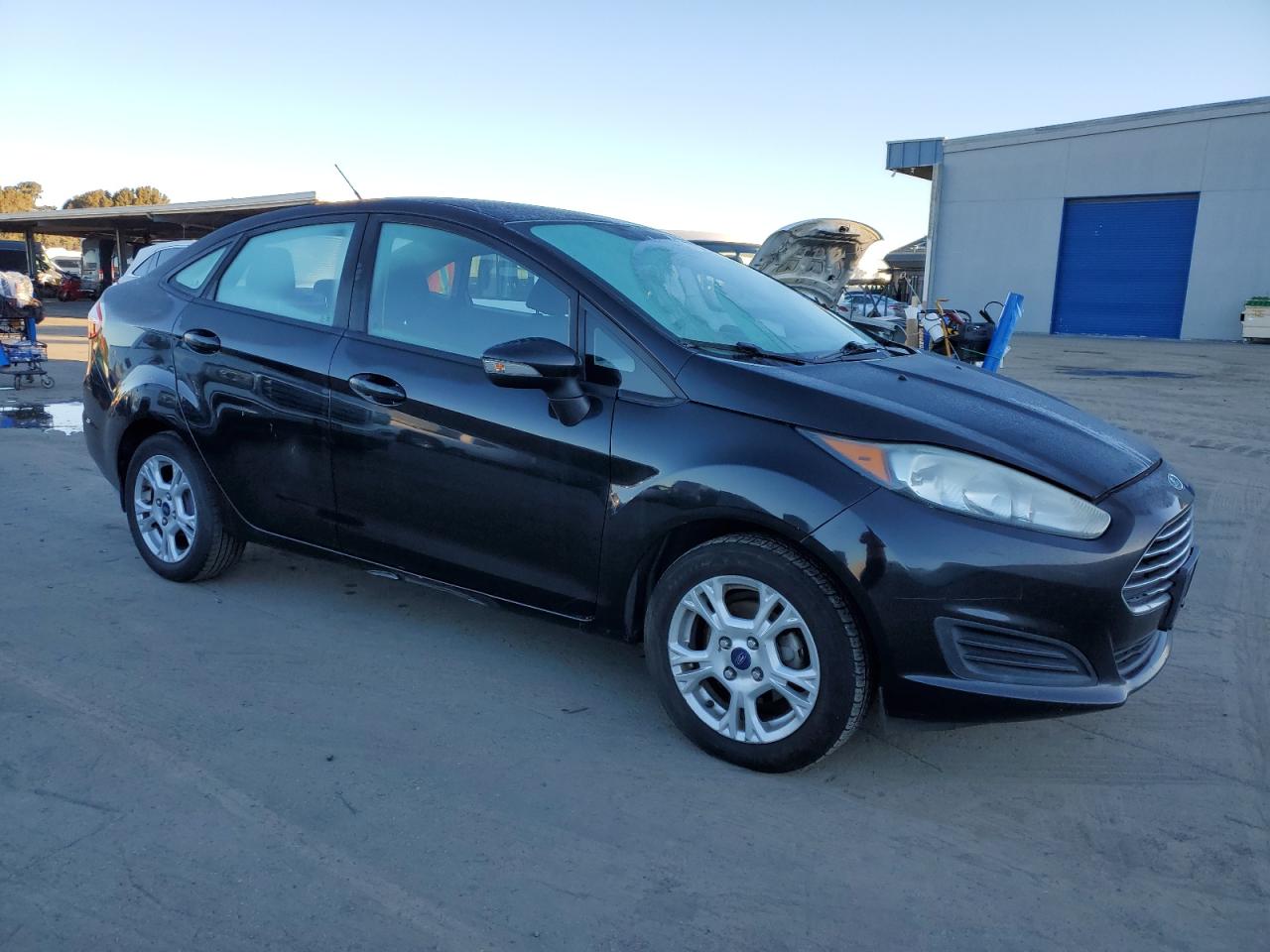 VIN 3FADP4BJ9FM176213 2015 FORD FIESTA no.4