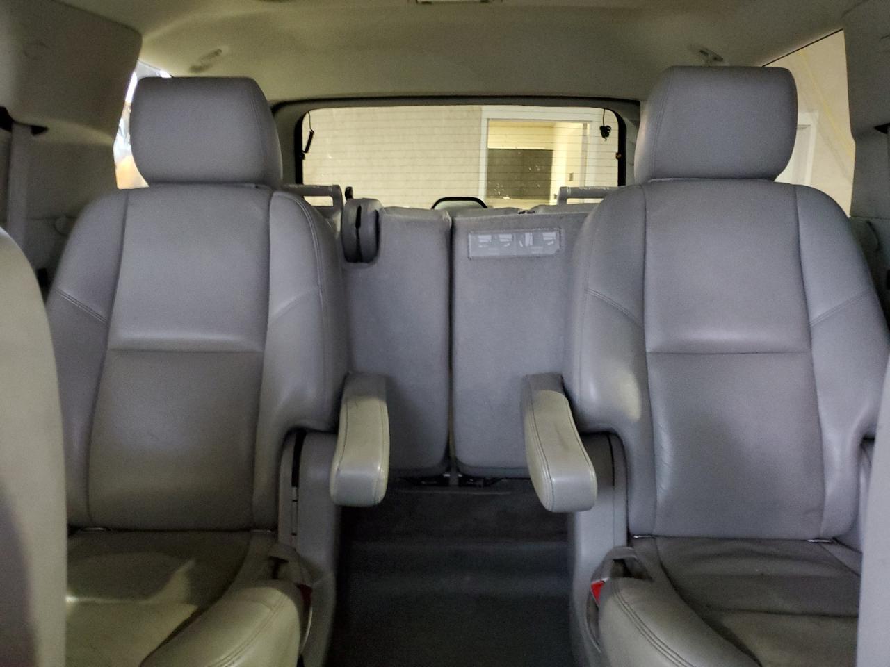 2013 Chevrolet Tahoe - Image 10
