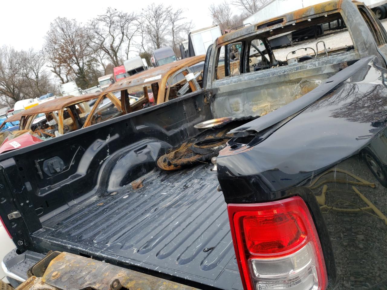2019 RAM 3500 - Image 6