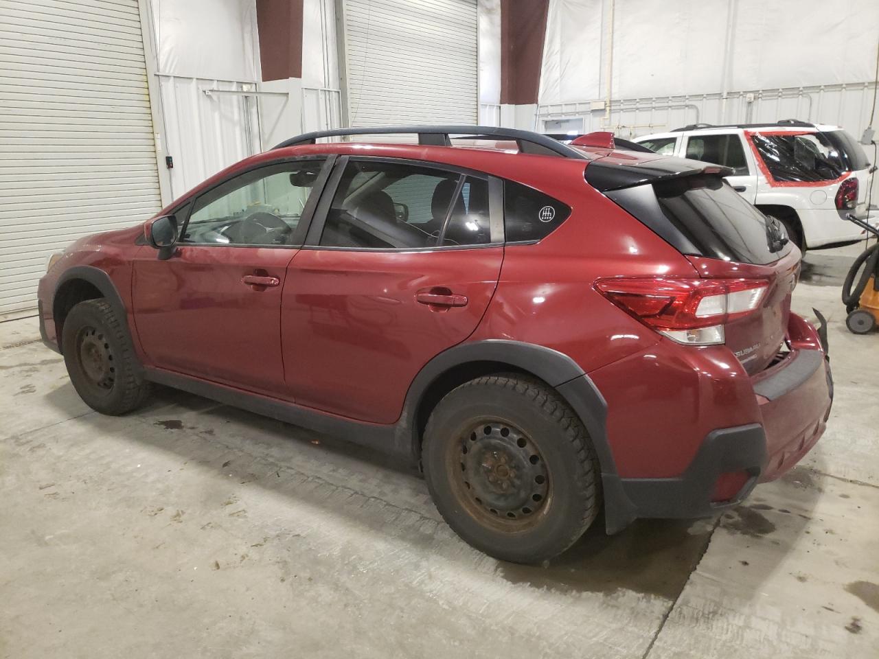 VIN JF2GTABC6JG321621 2018 SUBARU CROSSTREK no.2