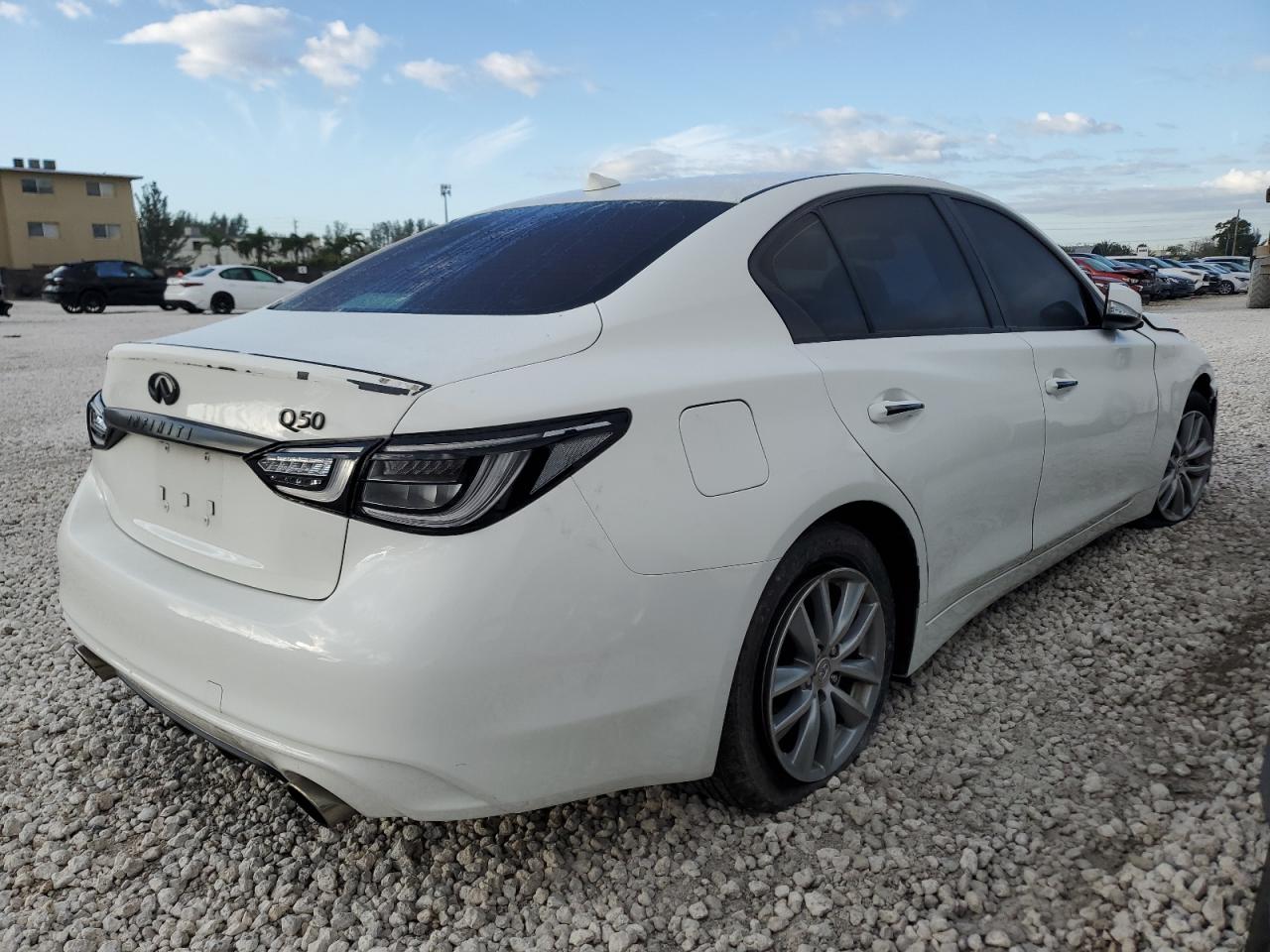 VIN JN1CV7AR4JM280247 2018 INFINITI Q50 no.3