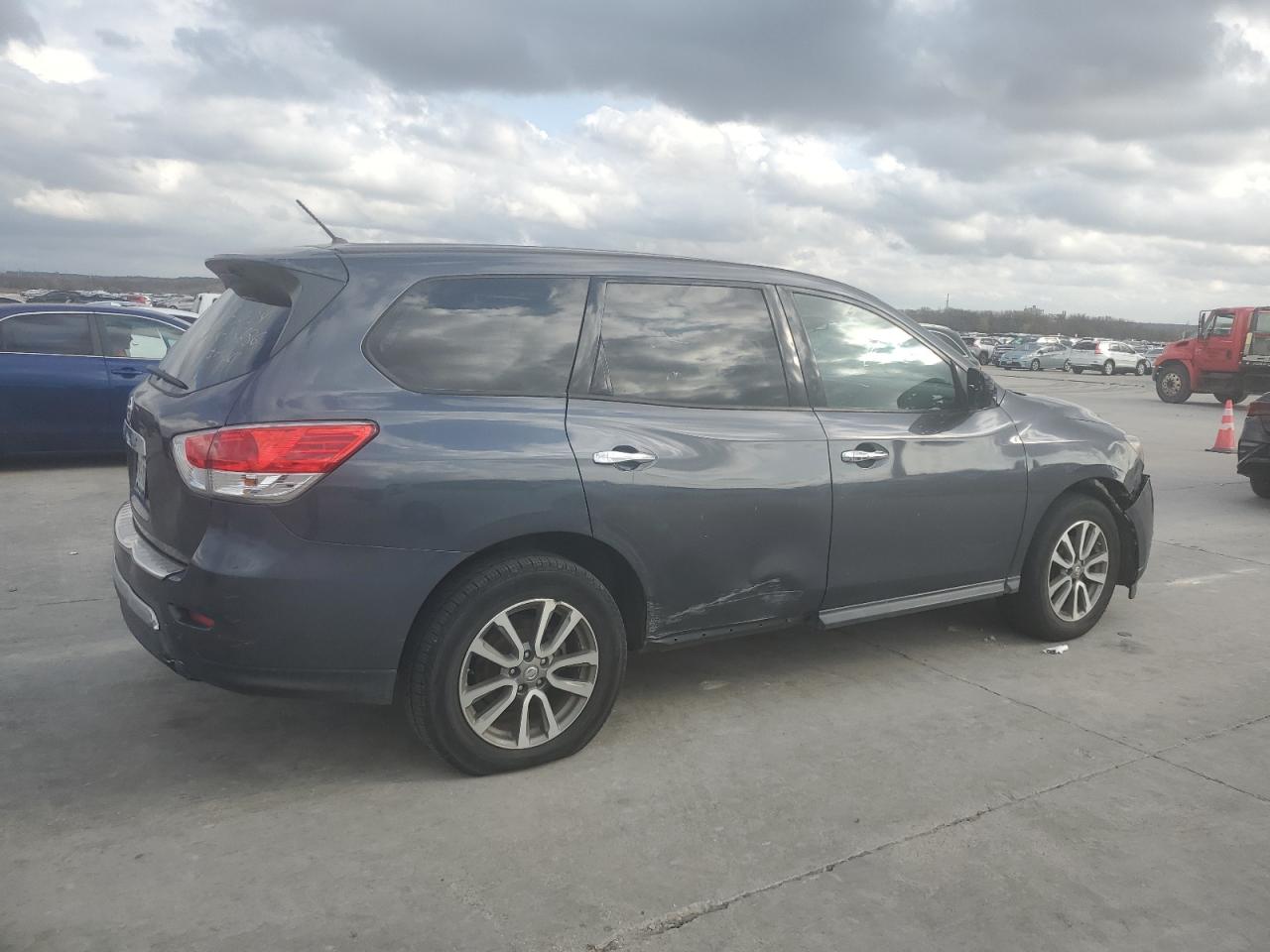 VIN 5N1AR2MN3DC685509 2013 NISSAN PATHFINDER no.3