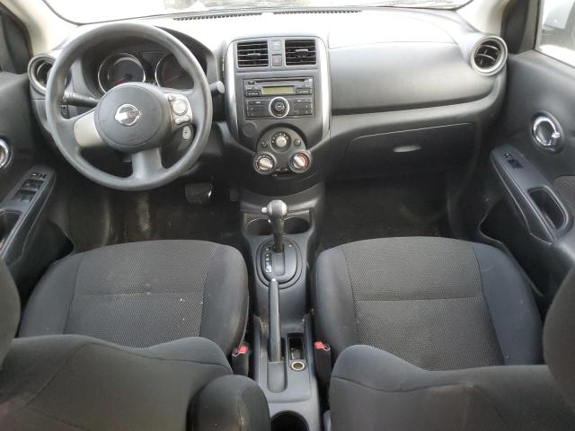 Sedans NISSAN VERSA 2013 Srebrny