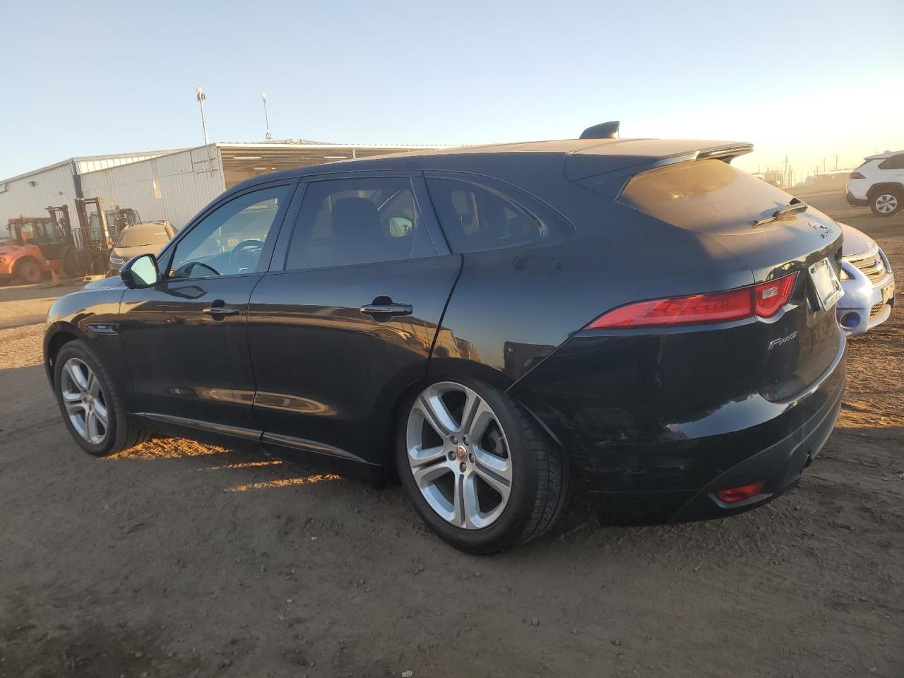 2018 Jaguar F-Pace - Image 2