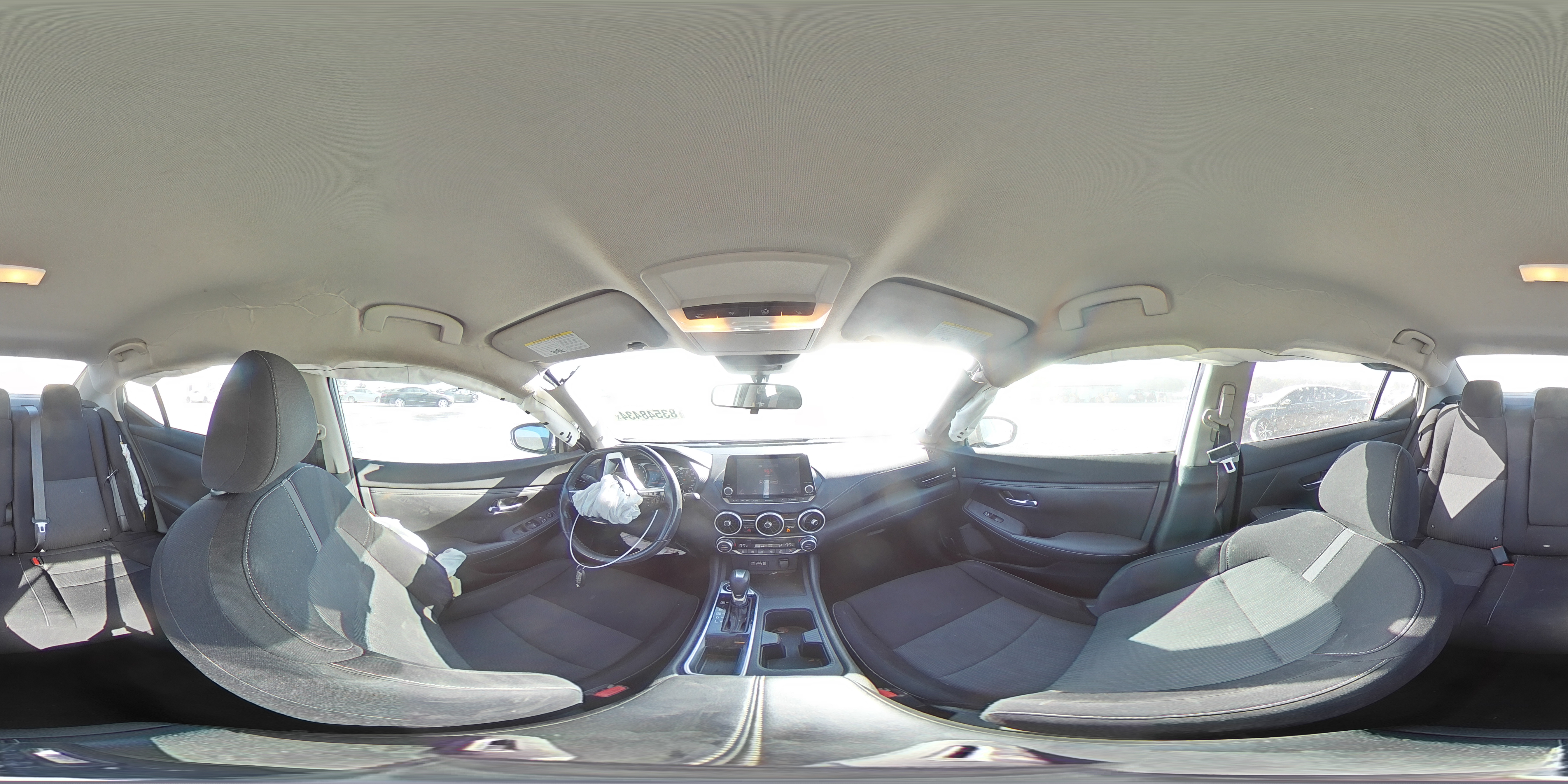 2020 Nissan Sentra - Image 13