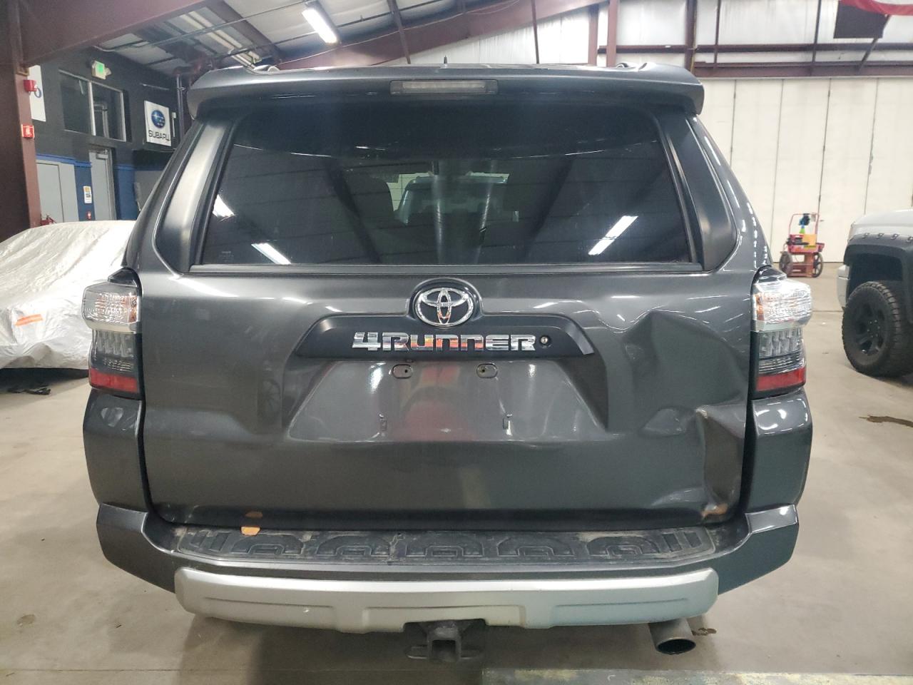 VIN JTEBU5JRXG5375863 2016 TOYOTA 4RUNNER no.6