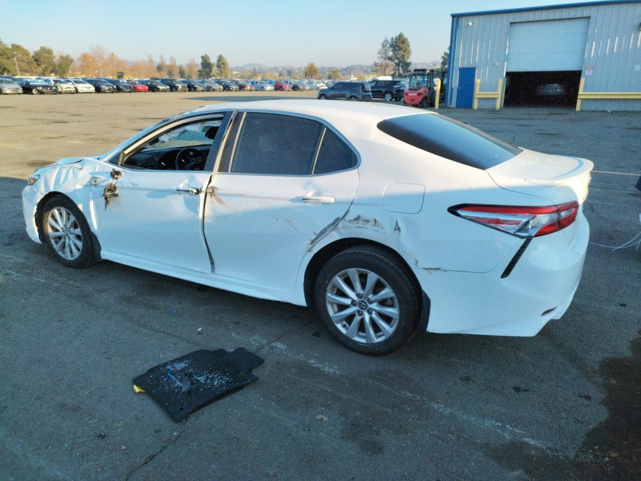 VIN 4T1G11AK7LU920847 2020 TOYOTA CAMRY no.2