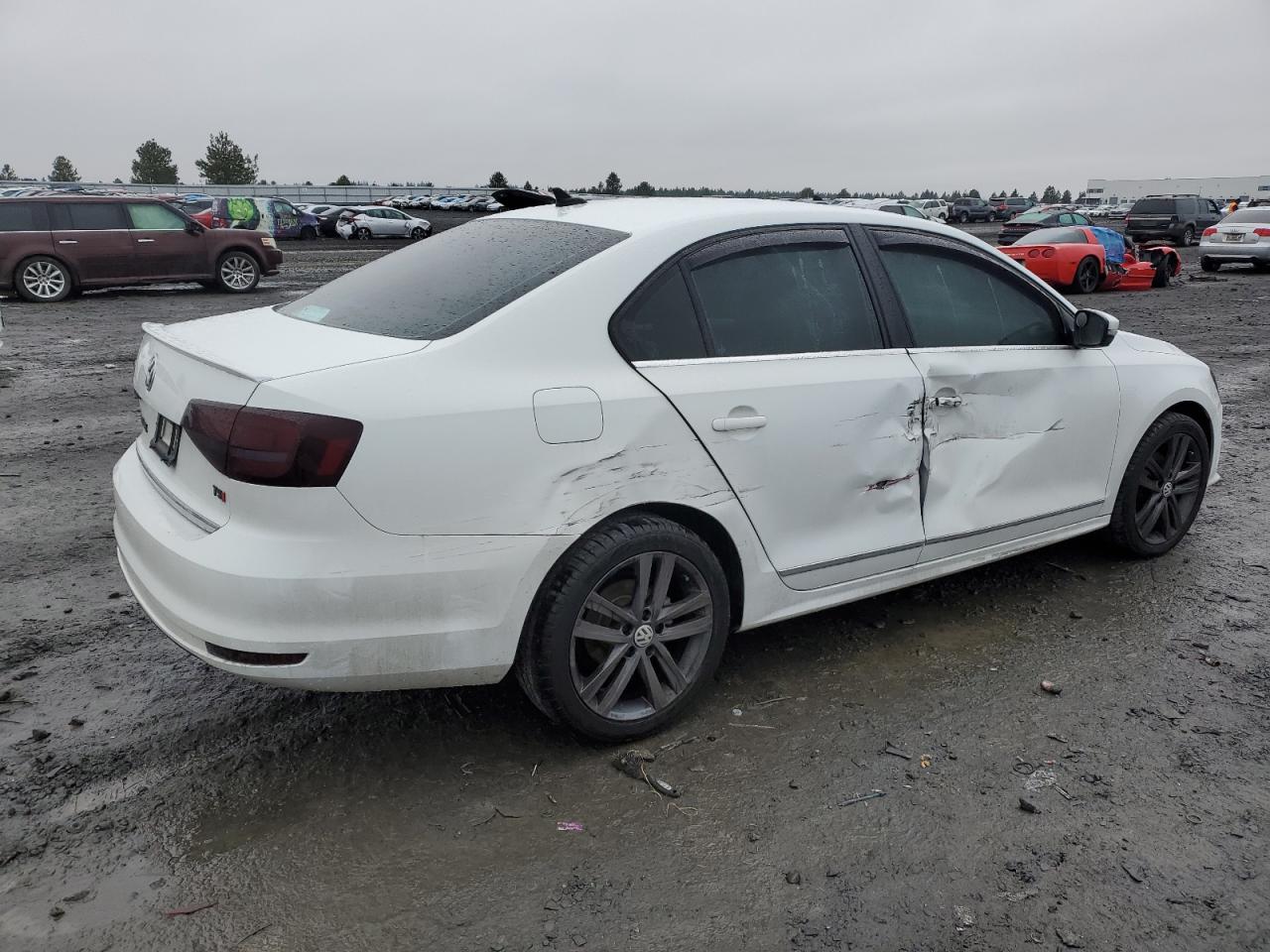 VIN 3VWL17AJ9JM217567 2018 VOLKSWAGEN JETTA no.3