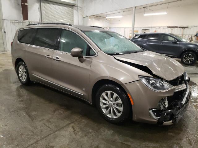  CHRYSLER PACIFICA 2017 tan