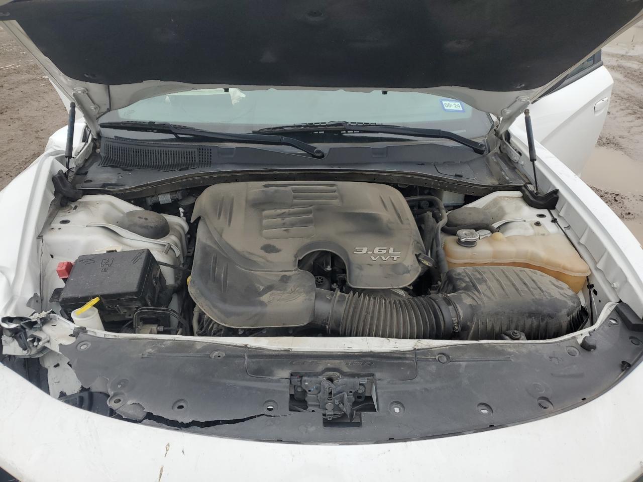2019 Dodge Charger - Image 12
