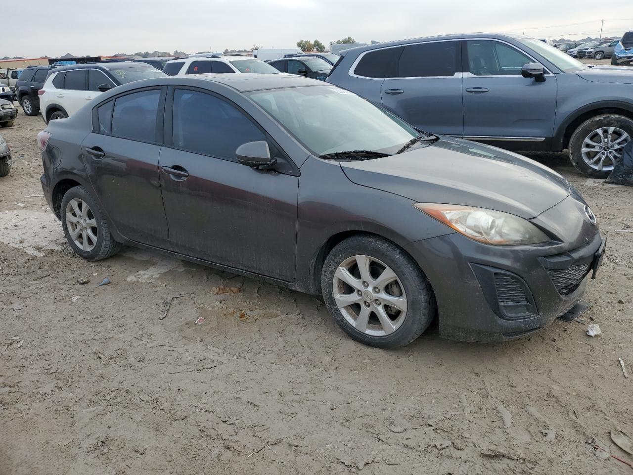 2011 Mazda 3 - Image 4