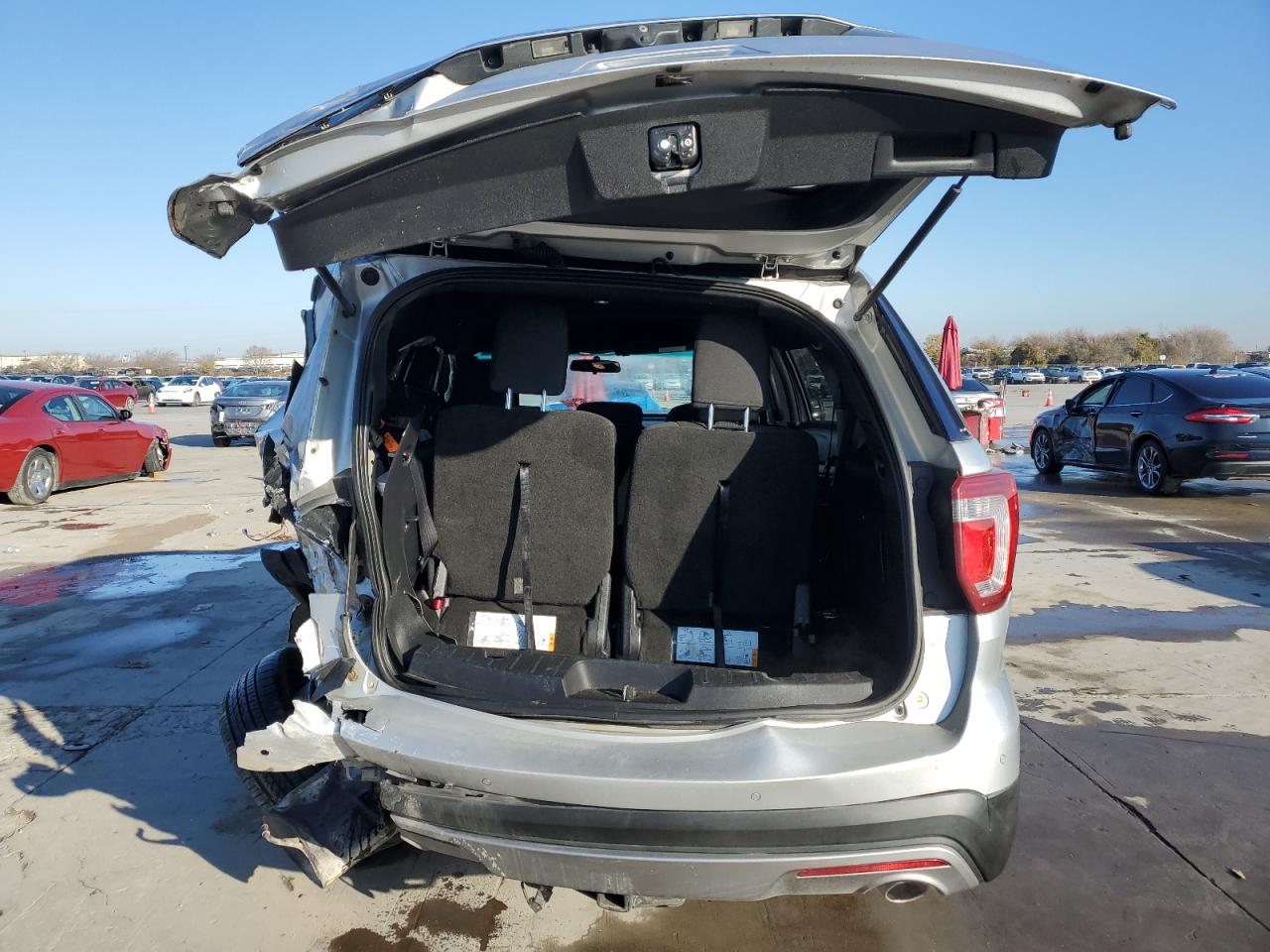 2017 Ford Explorer - Image 6