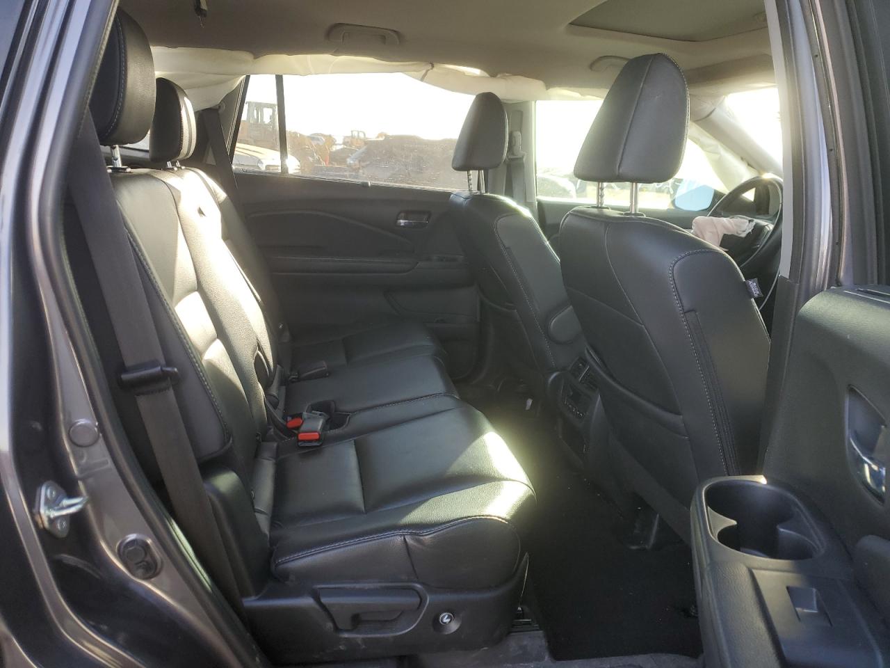 2020 Honda Pilot - Image 11