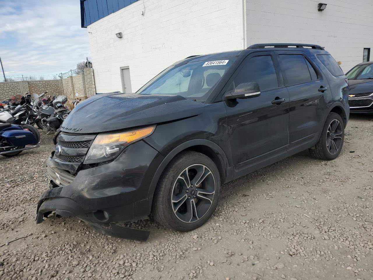 VIN 1FM5K8GT2FGC25496 2015 FORD EXPLORER no.1