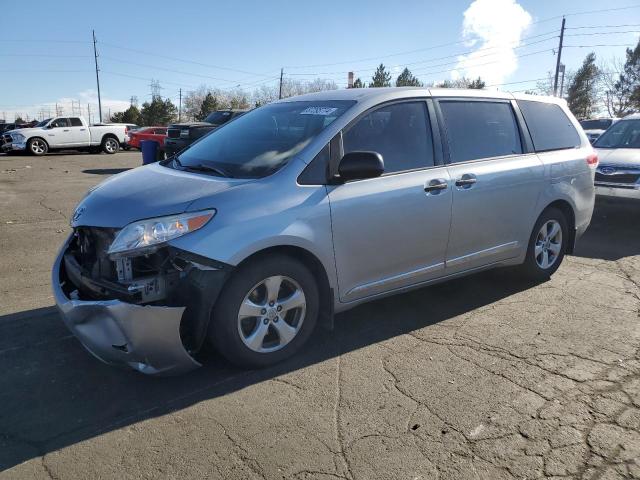 2014 Toyota Sienna 