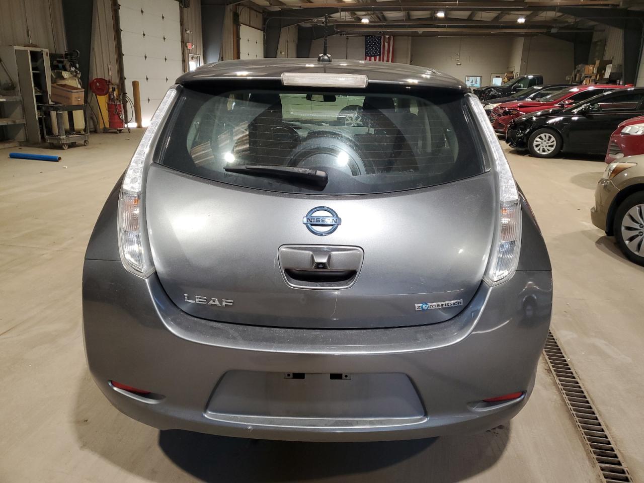 2015 Nissan Leaf - Image 6