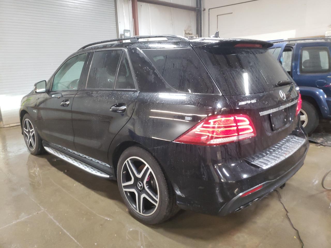 2017 Mercedes-Benz GLE - Image 2