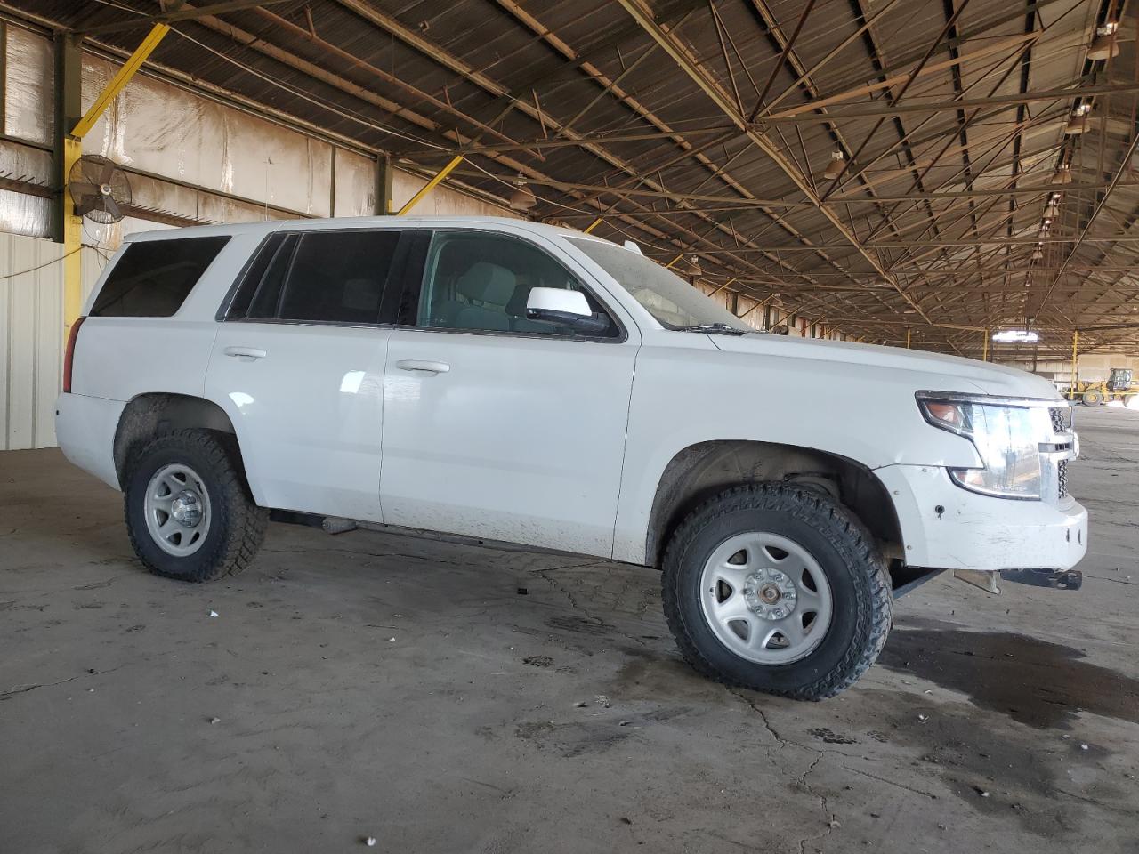 VIN 1GNSKFEC4KR128319 2019 CHEVROLET TAHOE no.4