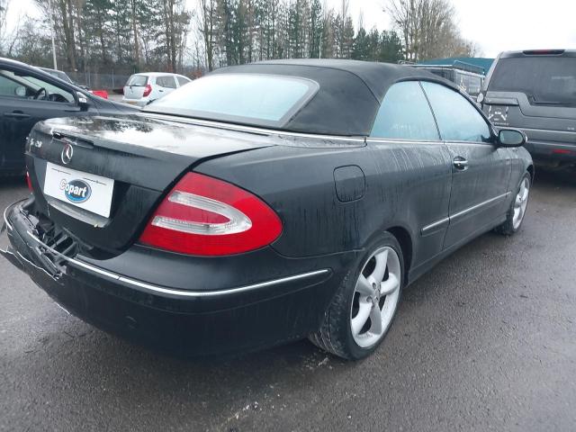 2005 MERCEDES BENZ CLK 320 AV