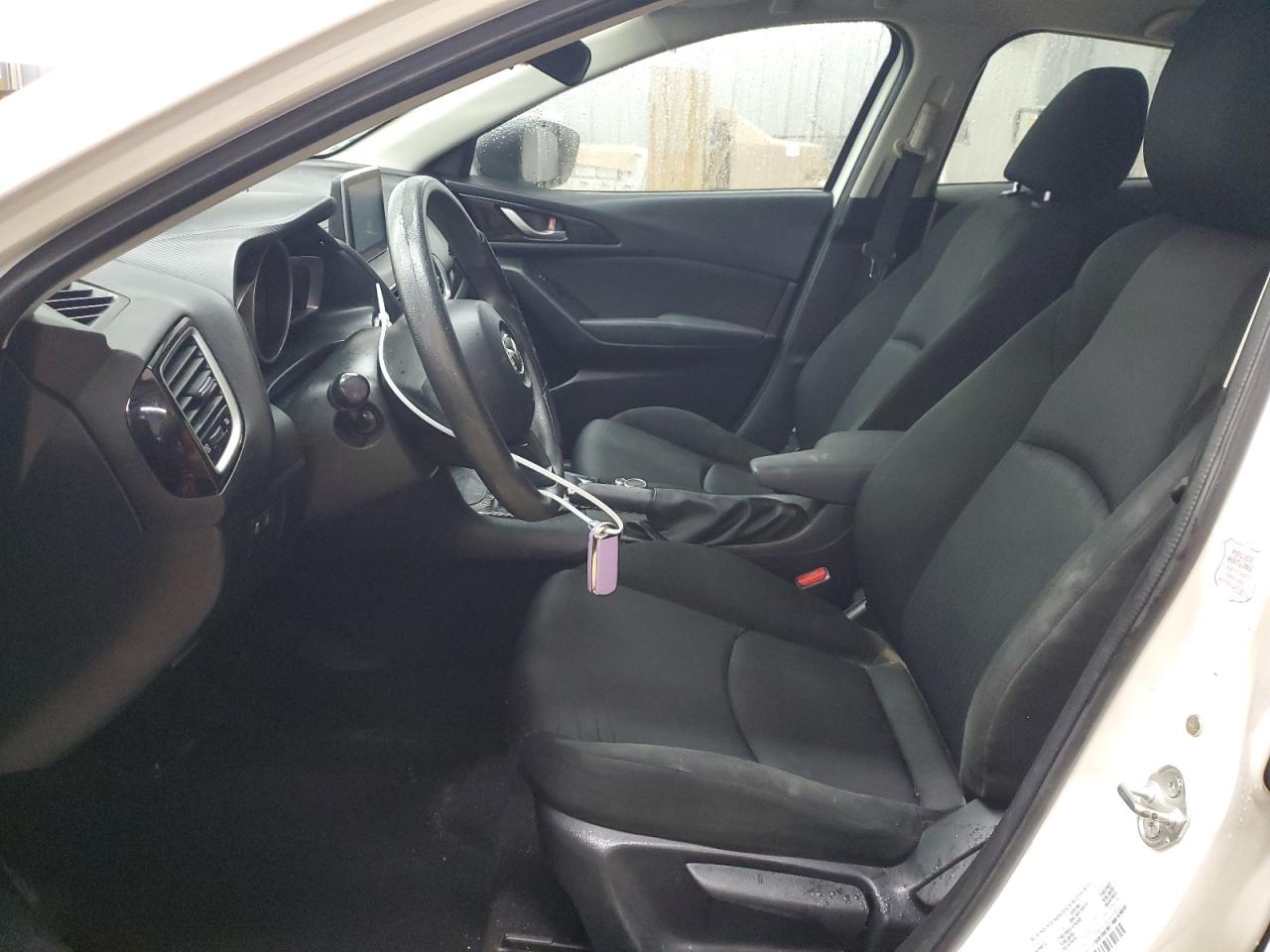 2015 Mazda 3 - Image 7