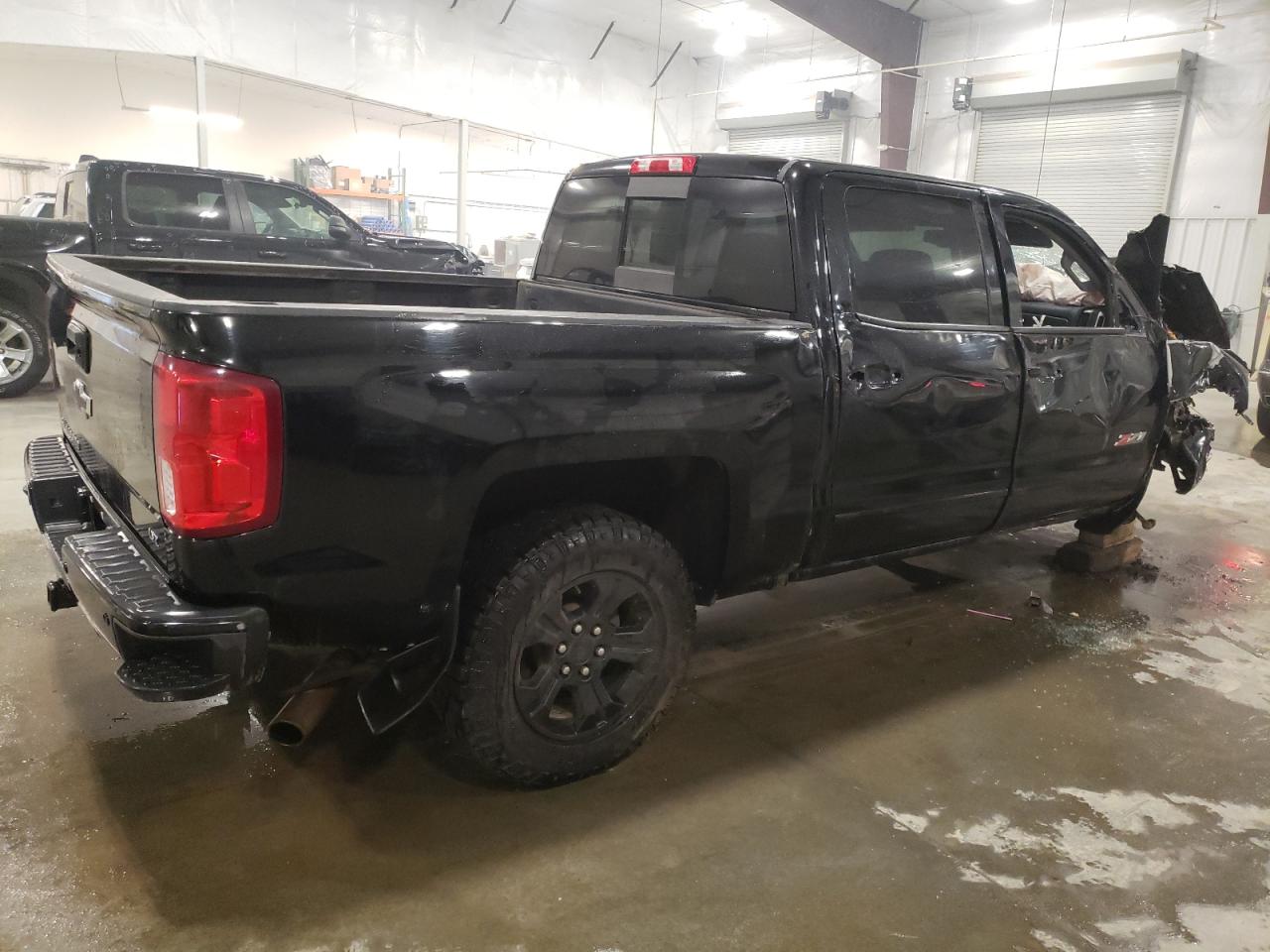 2017 Chevrolet Silverado - Image 3