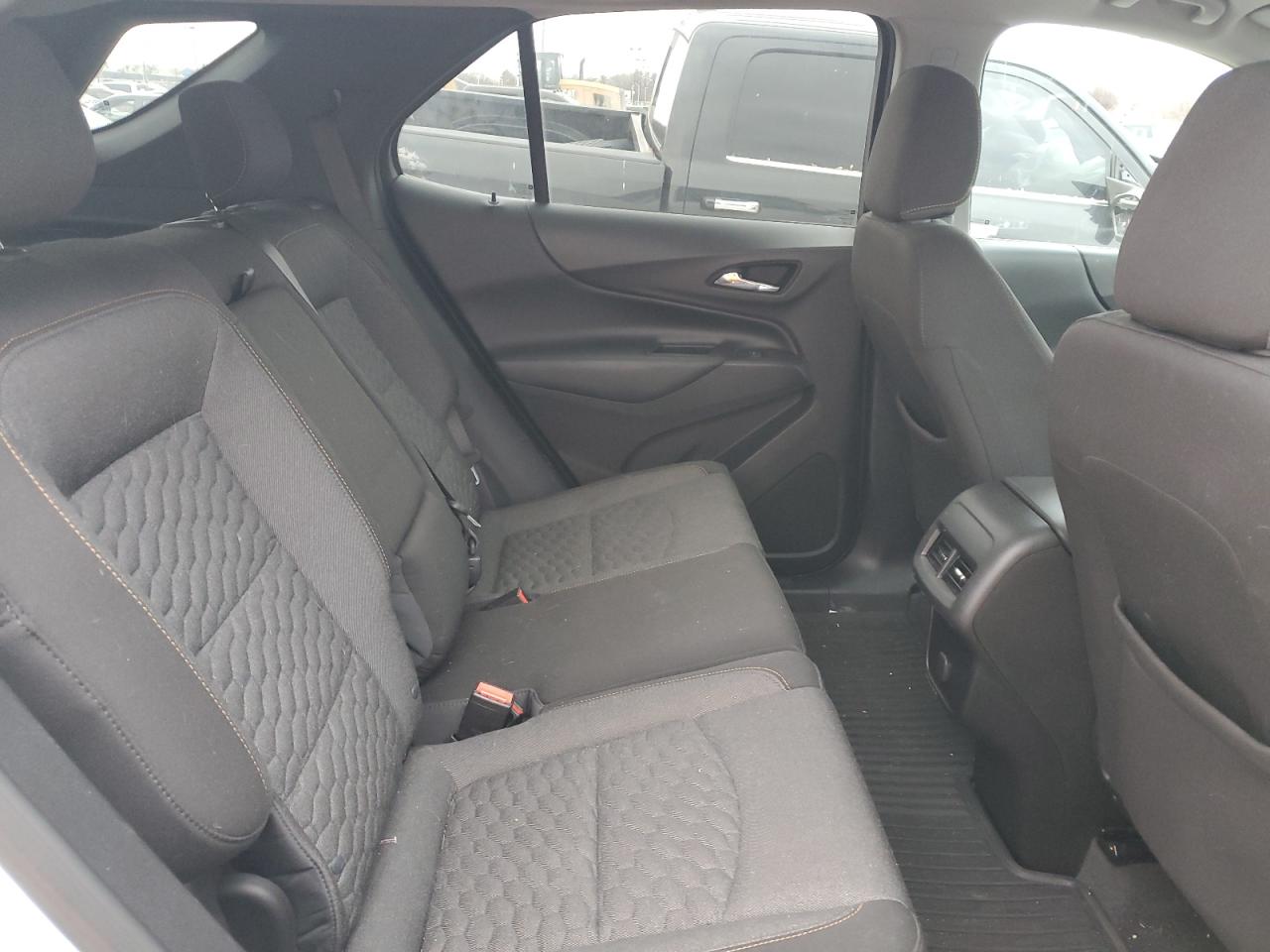2018 Chevrolet Equinox - Image 11
