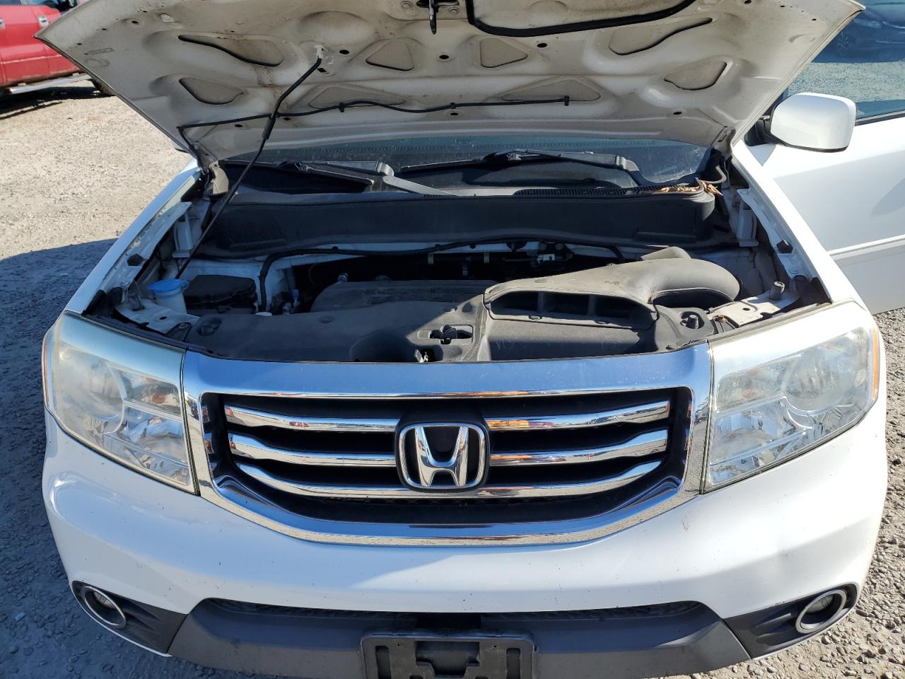 2014 Honda Pilot - Image 13