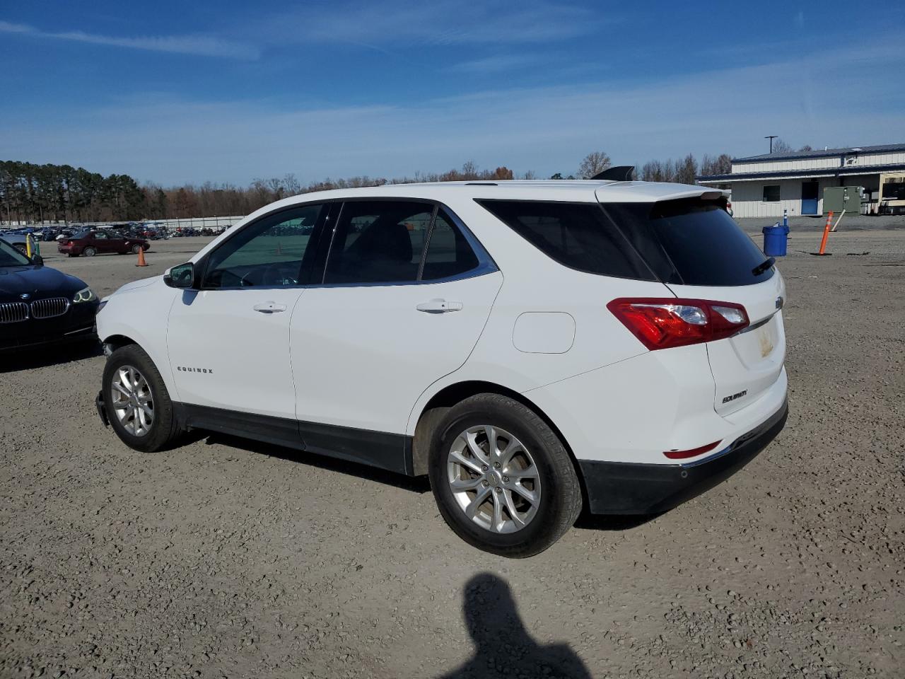 2018 Chevrolet Equinox - Image 2