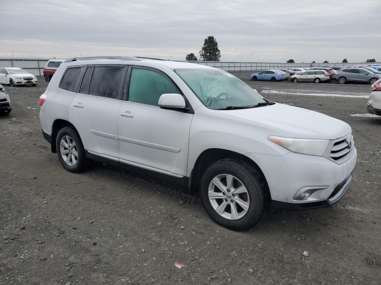 VIN 5TDBK3EH0DS233298 2013 TOYOTA HIGHLANDER no.4