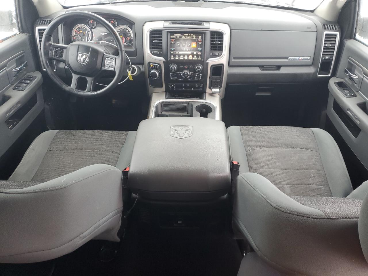2016 RAM 1500 - Image 8