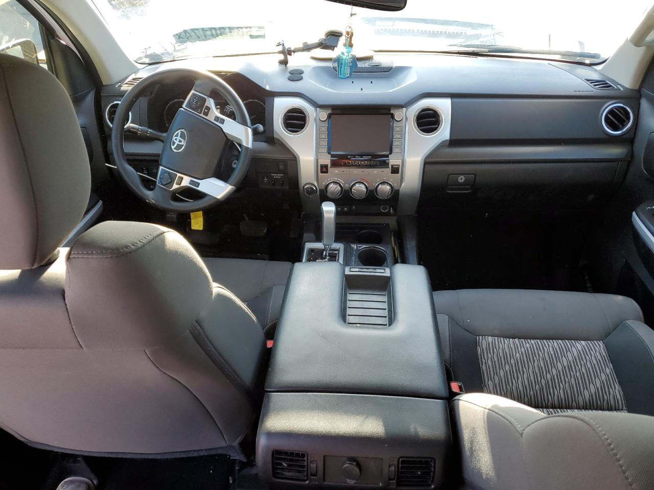 2021 Toyota Tundra - Image 8